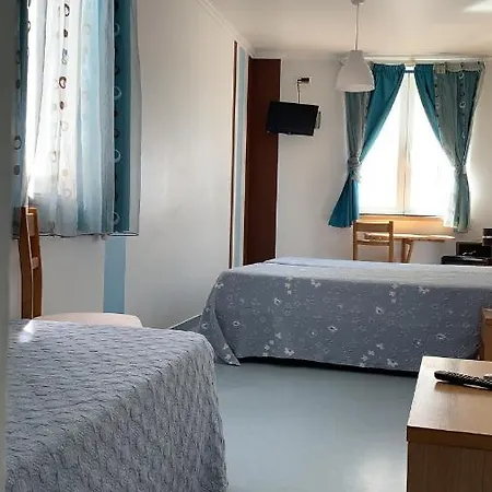 Otel Weaa 2*