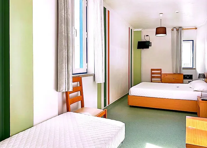 Weaa 2* Назаре